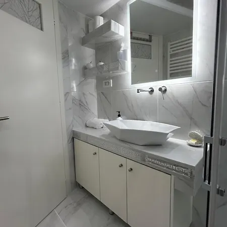 Apartment Xenia