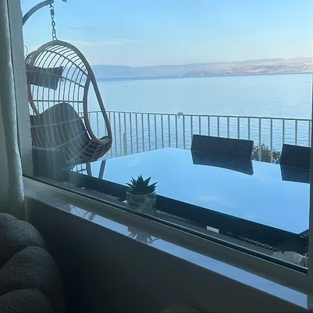 Xenia Apartment